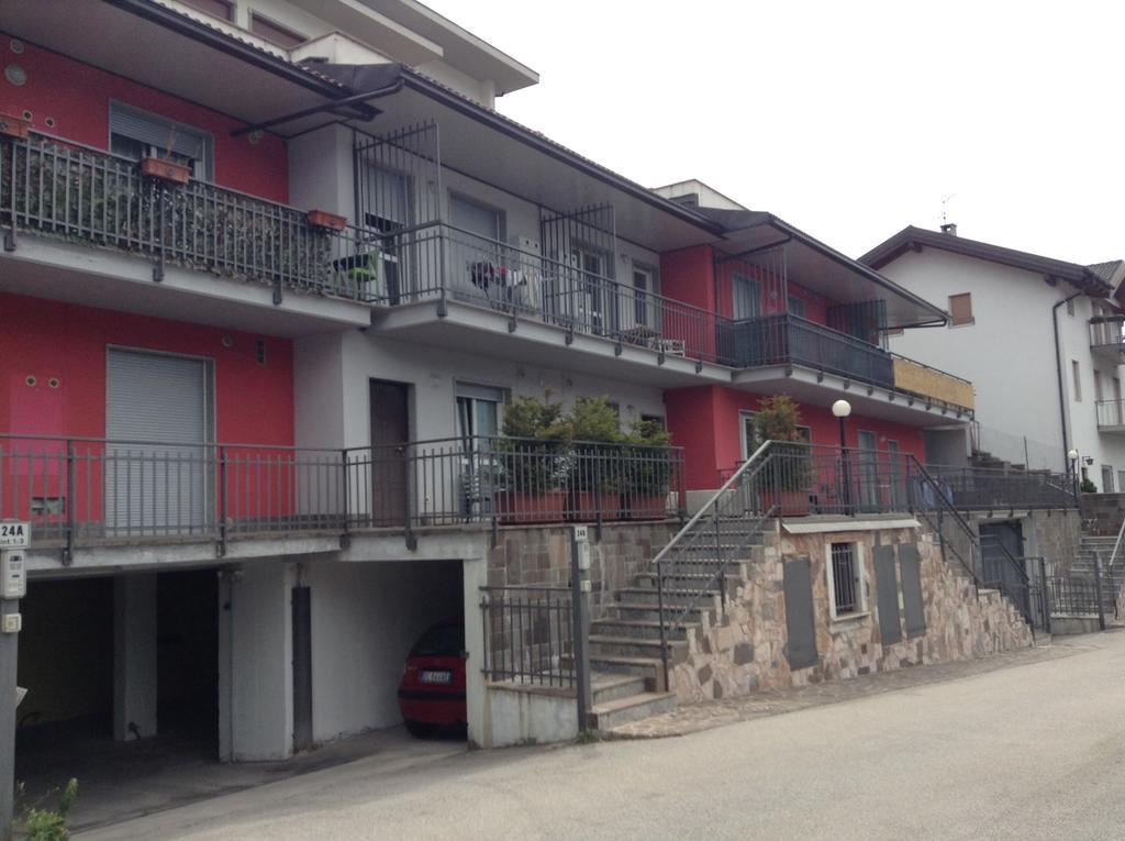 Casa Lampone Apartment Trento Ruang foto