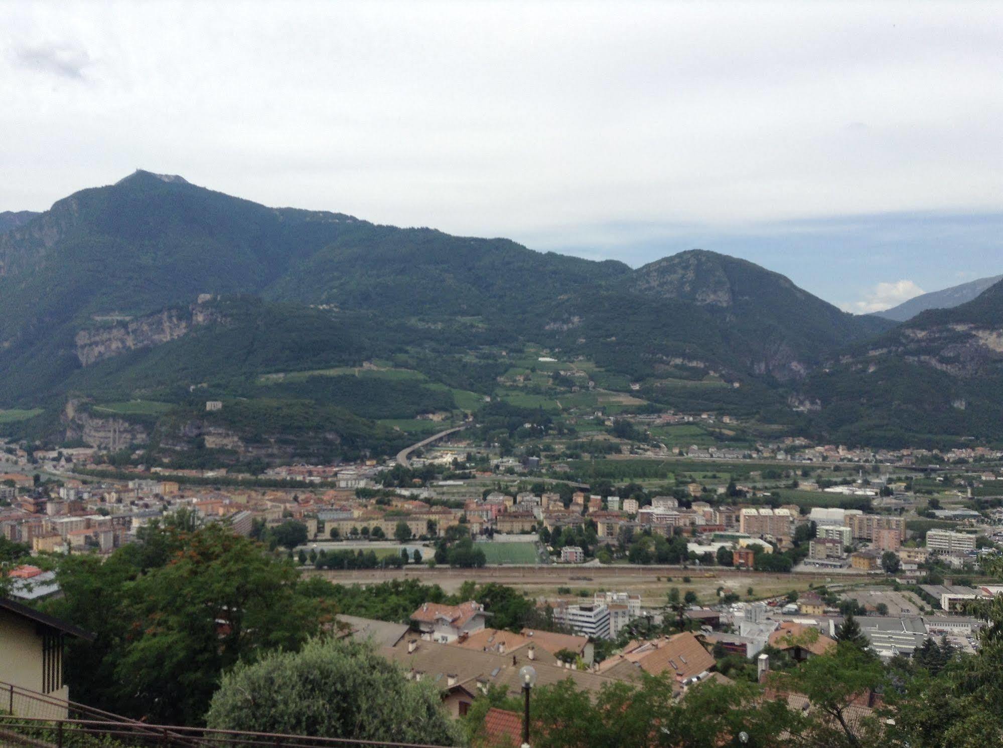 Casa Lampone Apartment Trento Bagian luar foto
